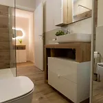 Dante 20 Balcony E Wi-fi Lägenhet *