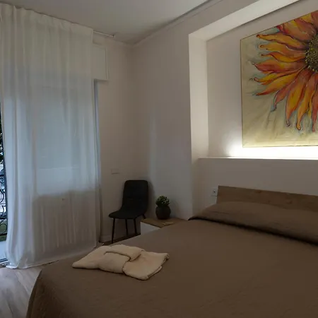 Dante 20 Balcony E Wi-fi Lägenhet *