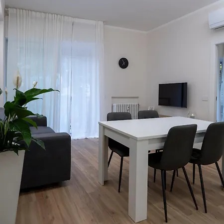 Lägenhet Dante 20 Balcony E Wi-fi *